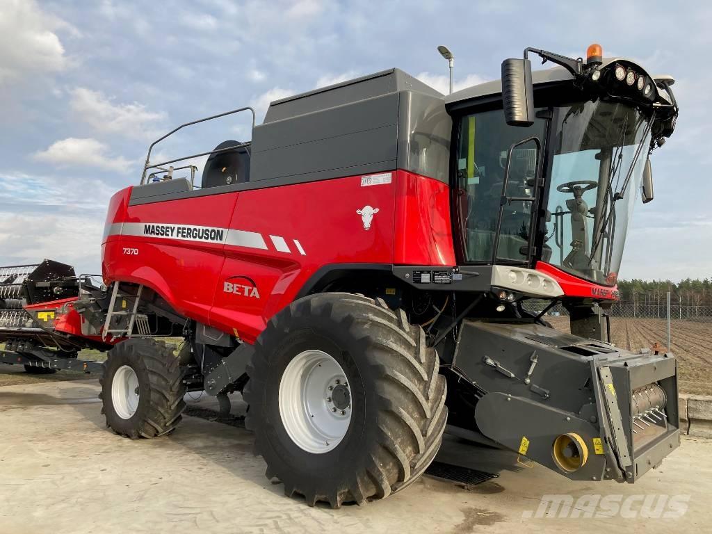 Massey Ferguson 7370 حصادات