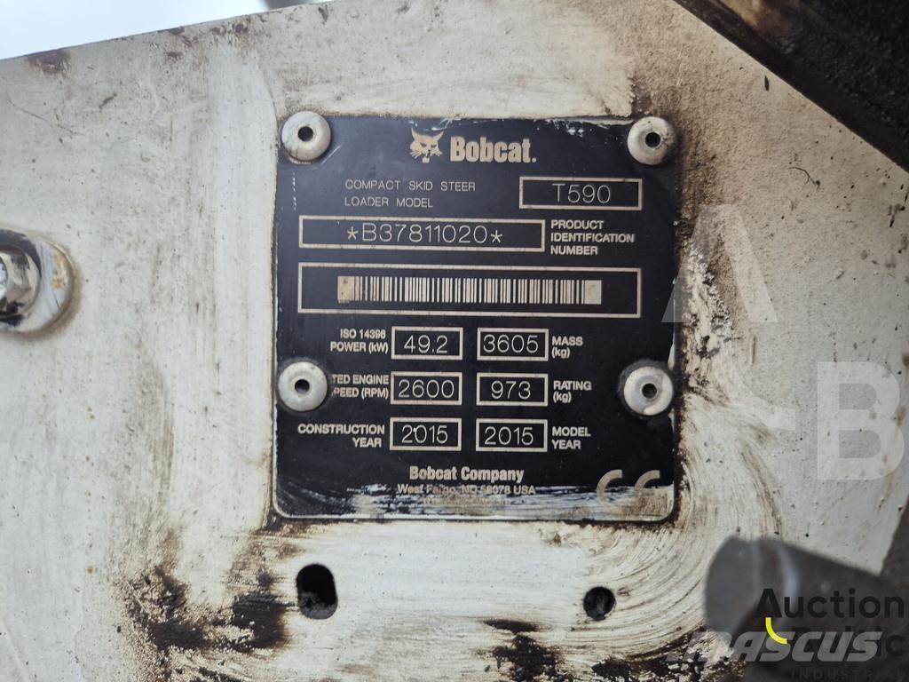 Bobcat T590 لوادر زحافة