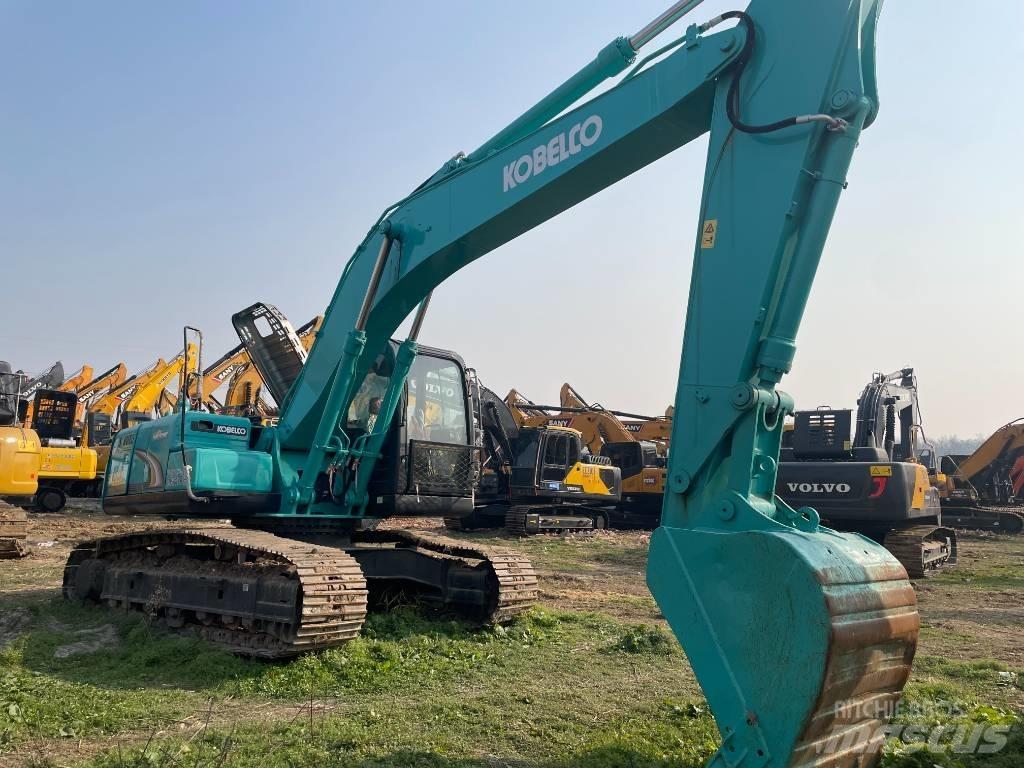 Kobelco SK 200 حفارات زحافة