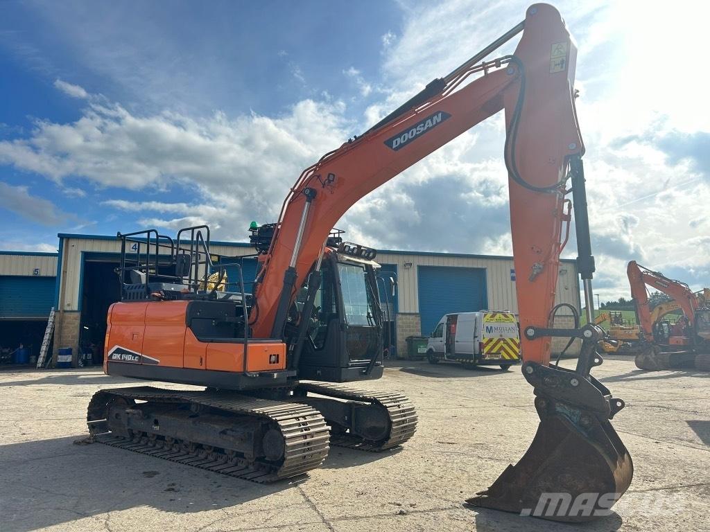 Doosan DX140 LC-7 حفارات زحافة