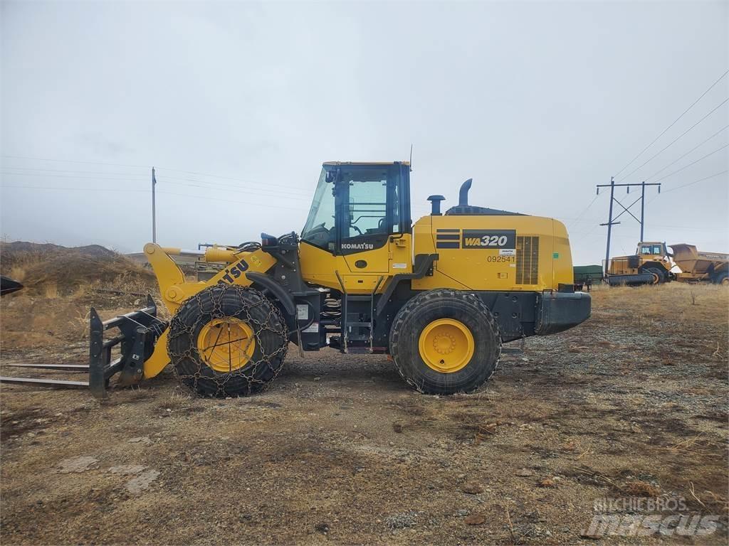 Komatsu WA320-8 أخرى