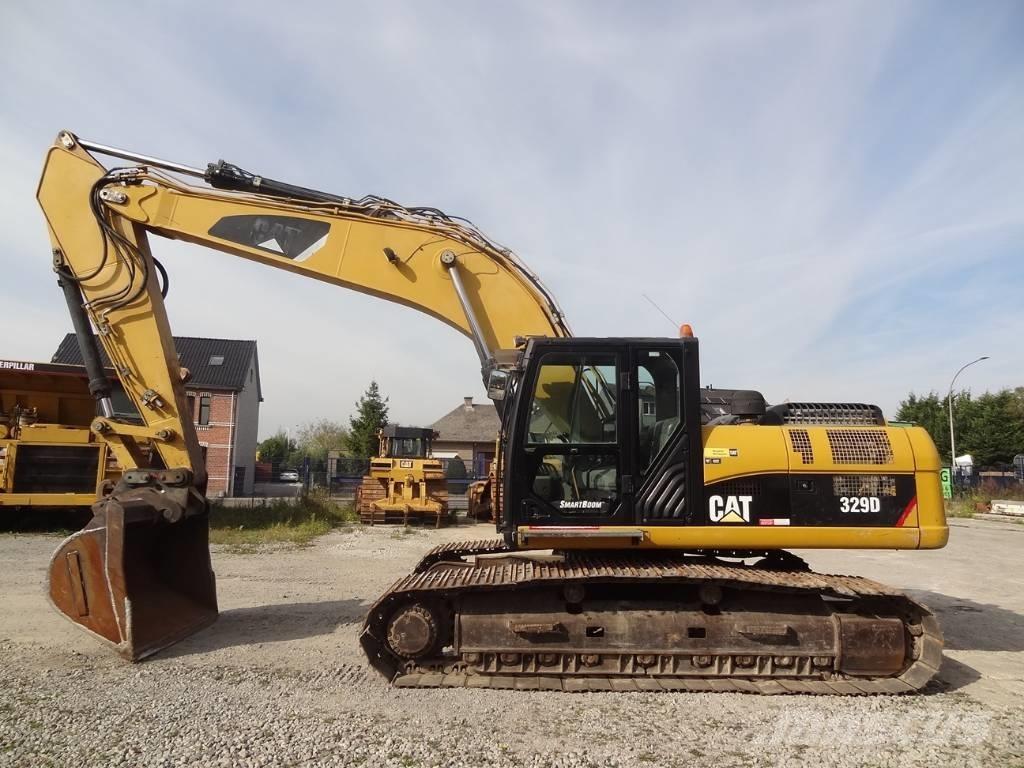 CAT 329 D L حفارات زحافة
