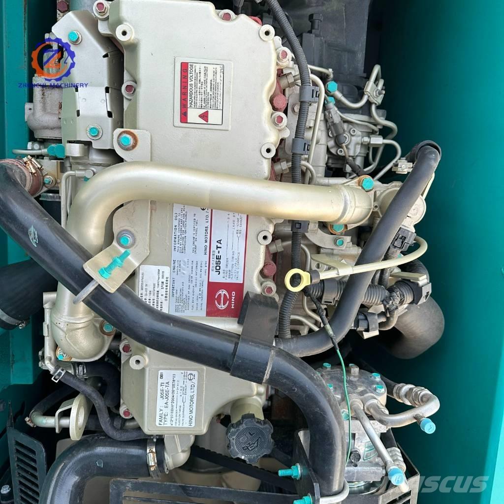 Kobelco SK 200 حفارات زحافة