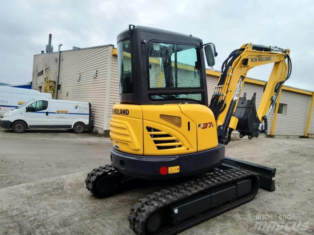 New Holland E37C حفارات صغيرة أقل من 7 طن (حفارات صغيرة)