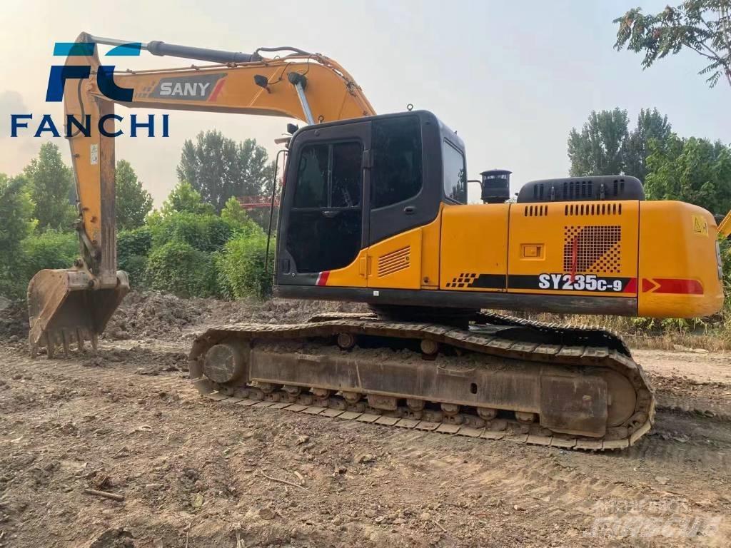 Sany SY 235 H حفارات وسط 7 طن - 12 طن
