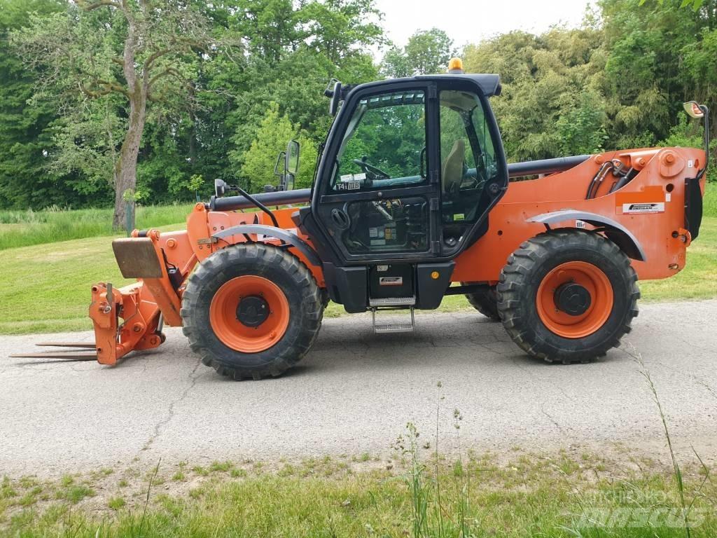 JCB 540-140 مناولات متداخلة