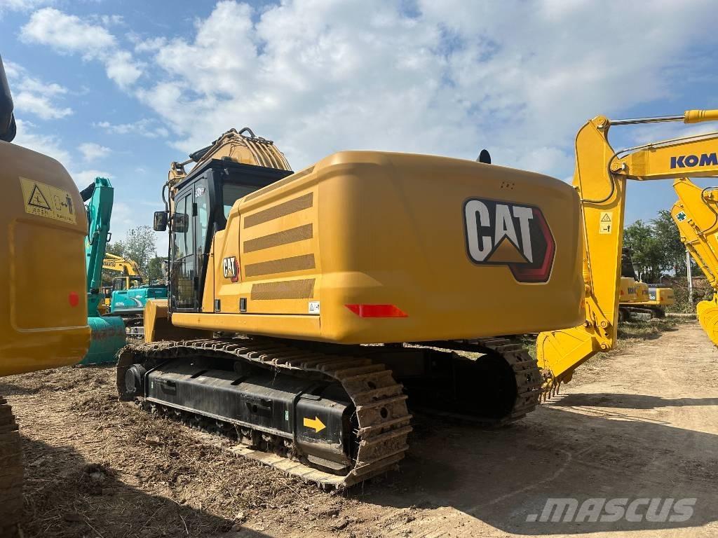 CAT 336 حفارات زحافة