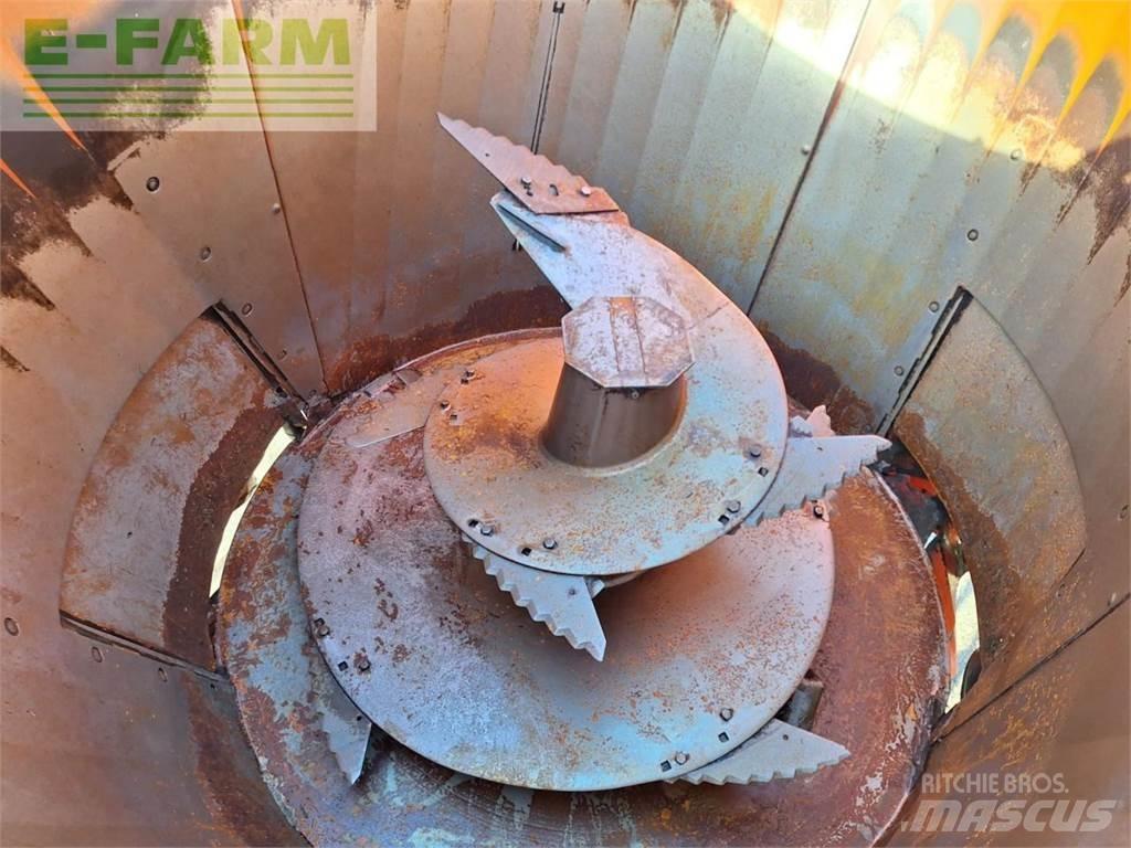 Kuhn Euromix 1040 ماكينات وملحقات مواش أخرى