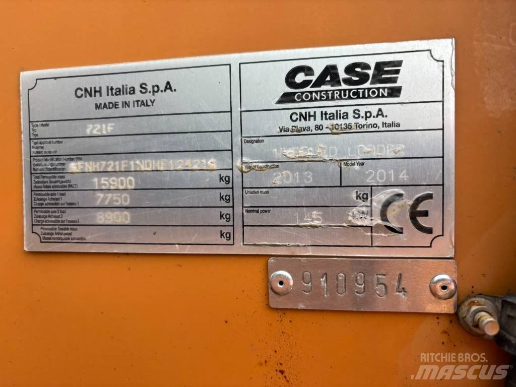 Case IH 721 F 721 F لوادر متعددة الأغراض