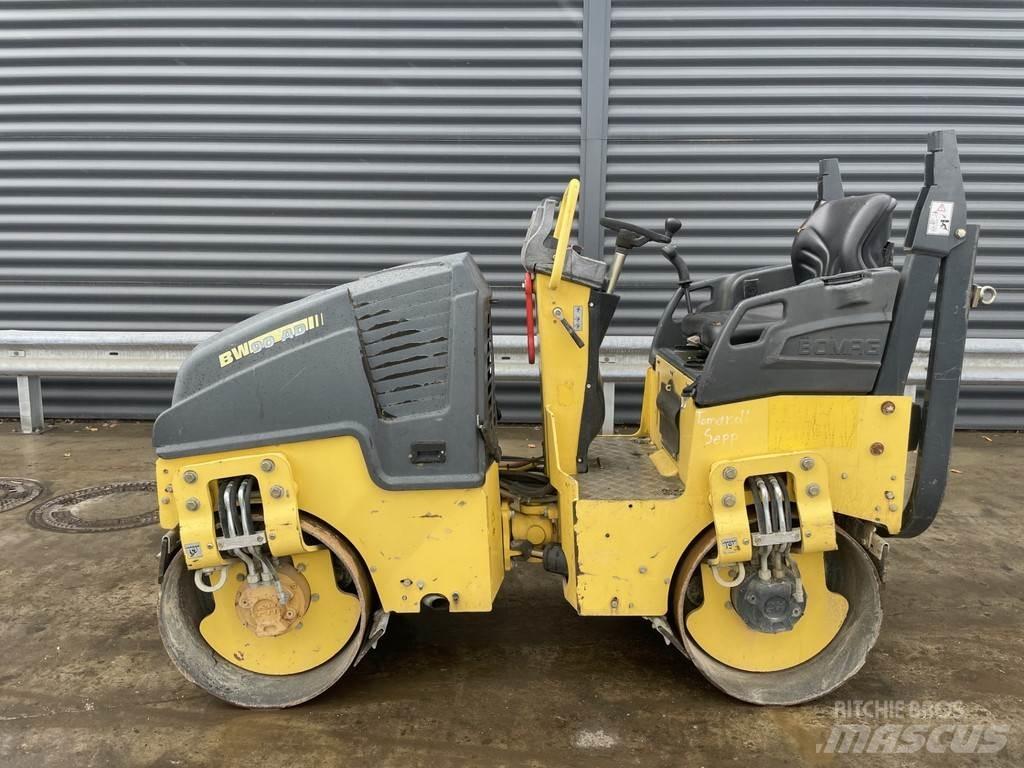 Bomag BW 90 AD-5 مداحل ثنائية الاسطوانة