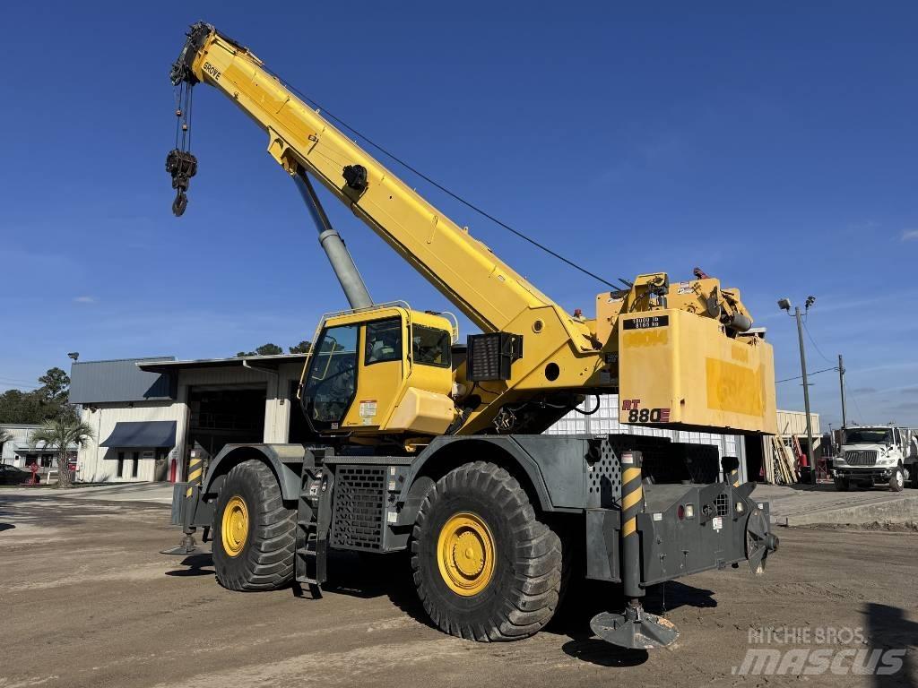 Grove RT 880 E رافعات الطرق الوعرة