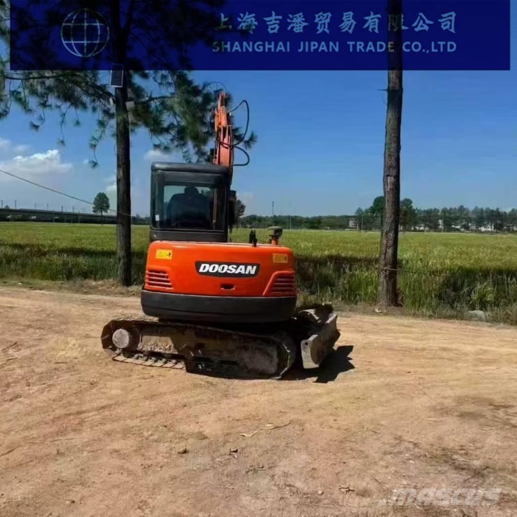 Doosan DH 60 حفارات صغيرة أقل من 7 طن (حفارات صغيرة)