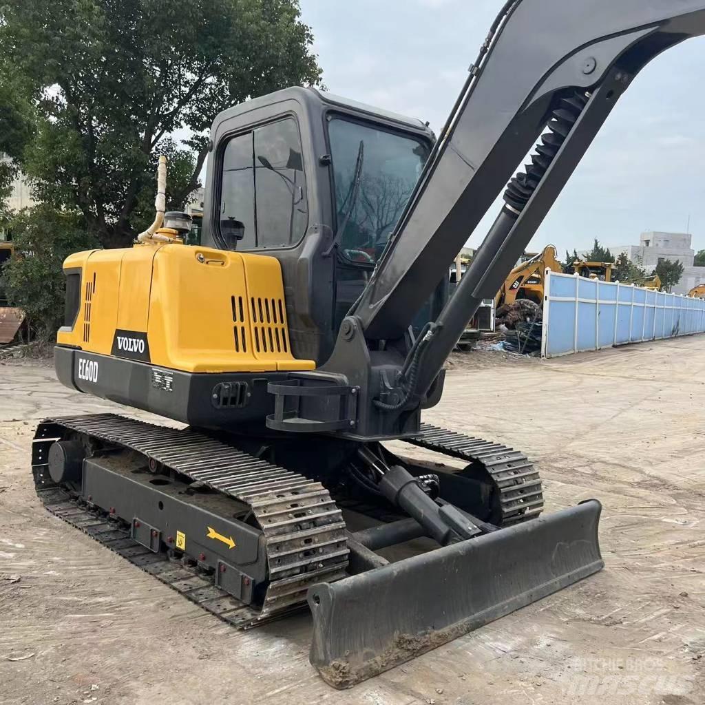 Volvo EC 60 D حفارات صغيرة أقل من 7 طن (حفارات صغيرة)
