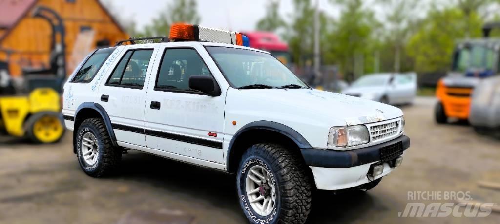 Opel Frontera مركبات عابرة البلاد