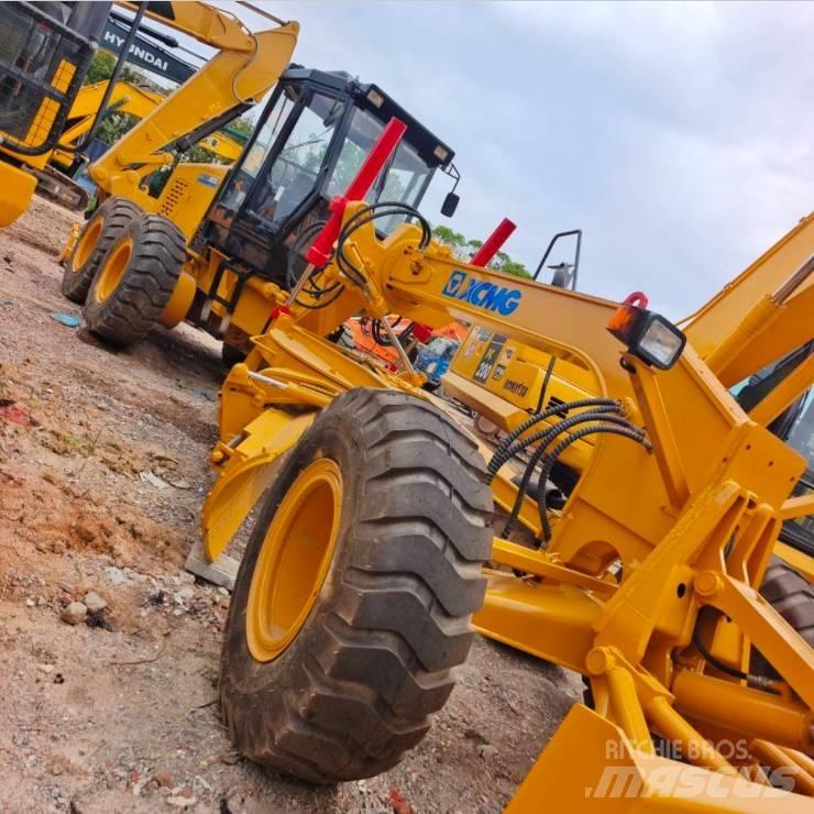 XCMG GR 215 معدات تمهيد الطرق