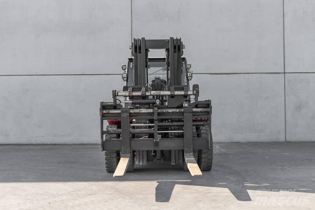 Manitou MI 80 شاحنات الديزل