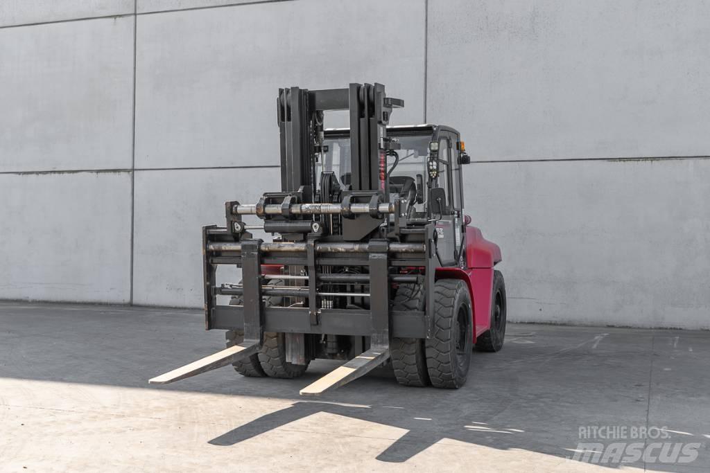 Manitou MI 80 شاحنات الديزل