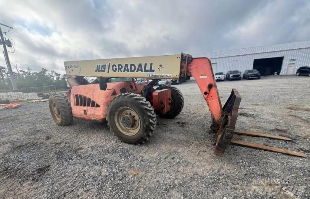 JLG G 9-43 A مناولات متداخلة