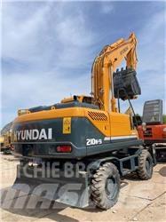 Hyundai R210W-9 حفارات بعجل