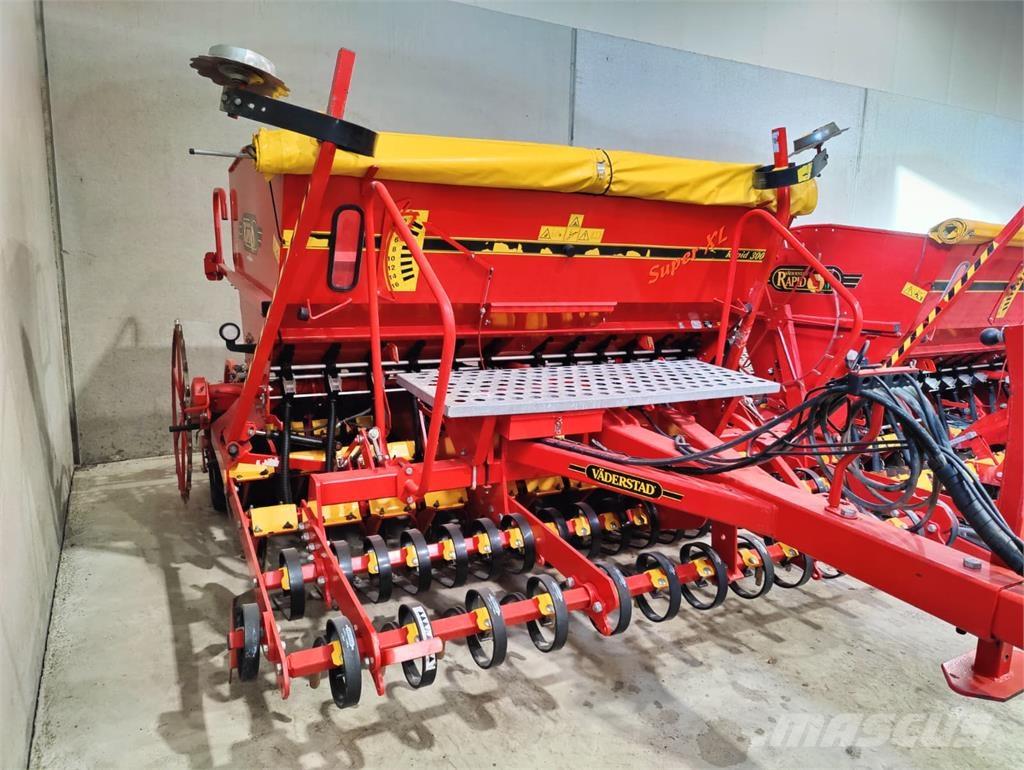 Väderstad Rapid مثاقيب مدمجة