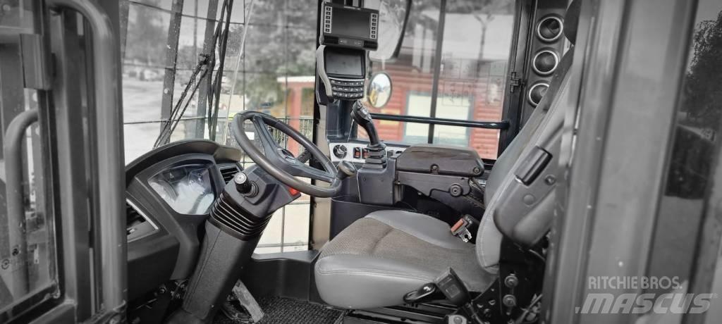 Hyundai HL 960 لوادر بعجل