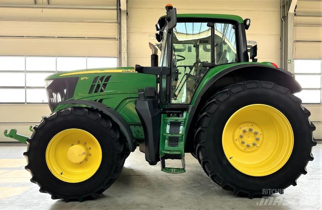 John Deere 6170 M الجرارات