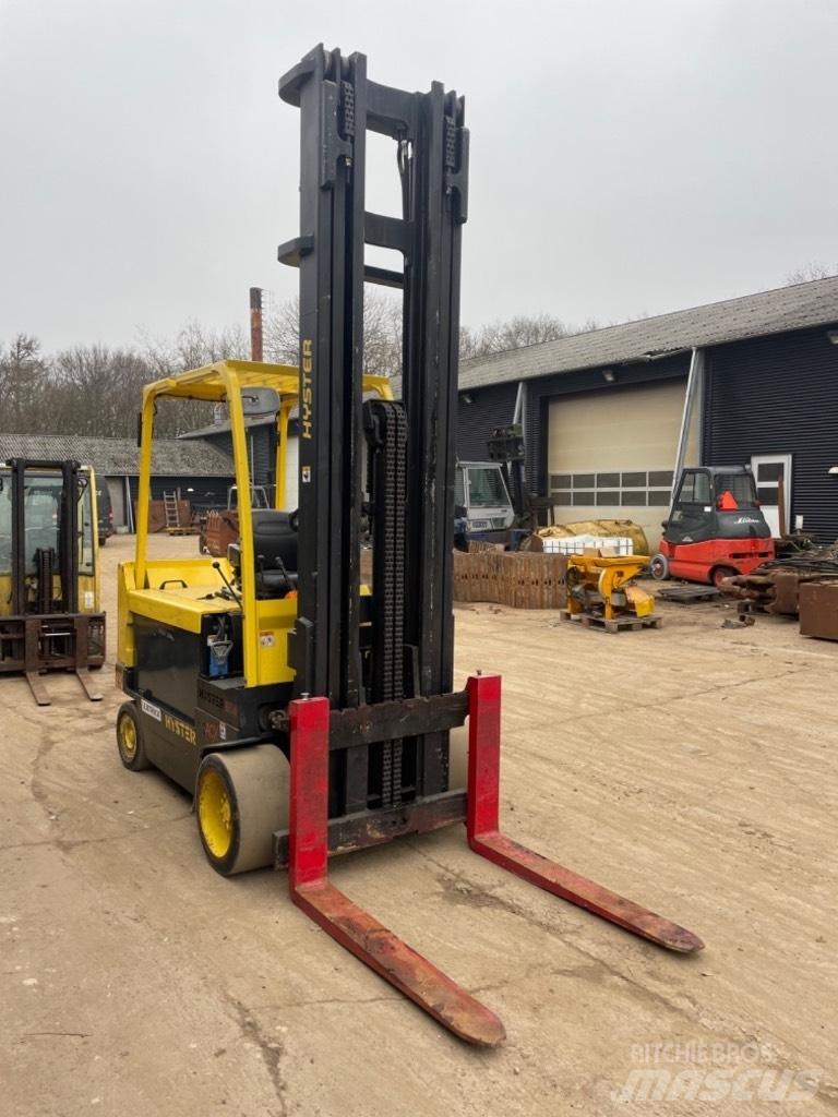Hyster E 5.50 XL شاحنات ذات رافعات شوكية تعمل بالكهرباء