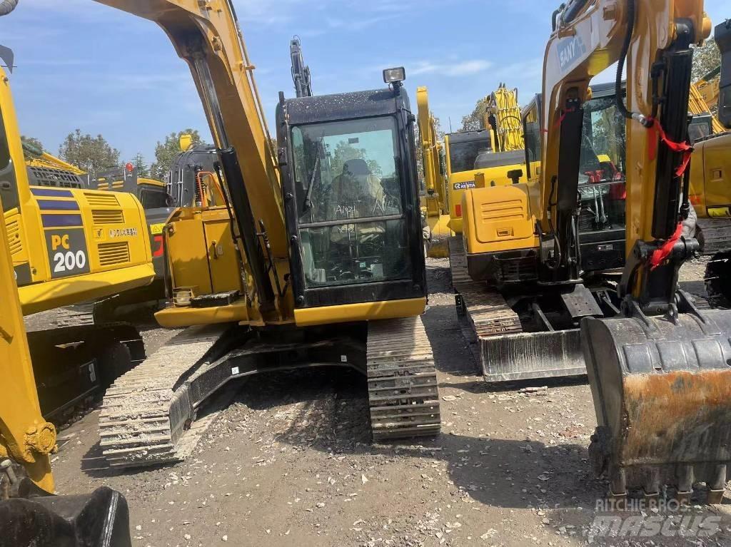 CAT  307 حفارات زحافة
