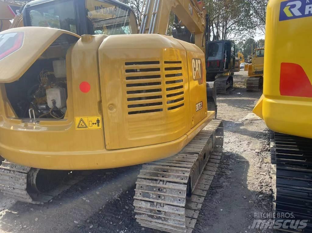 CAT  307 حفارات زحافة