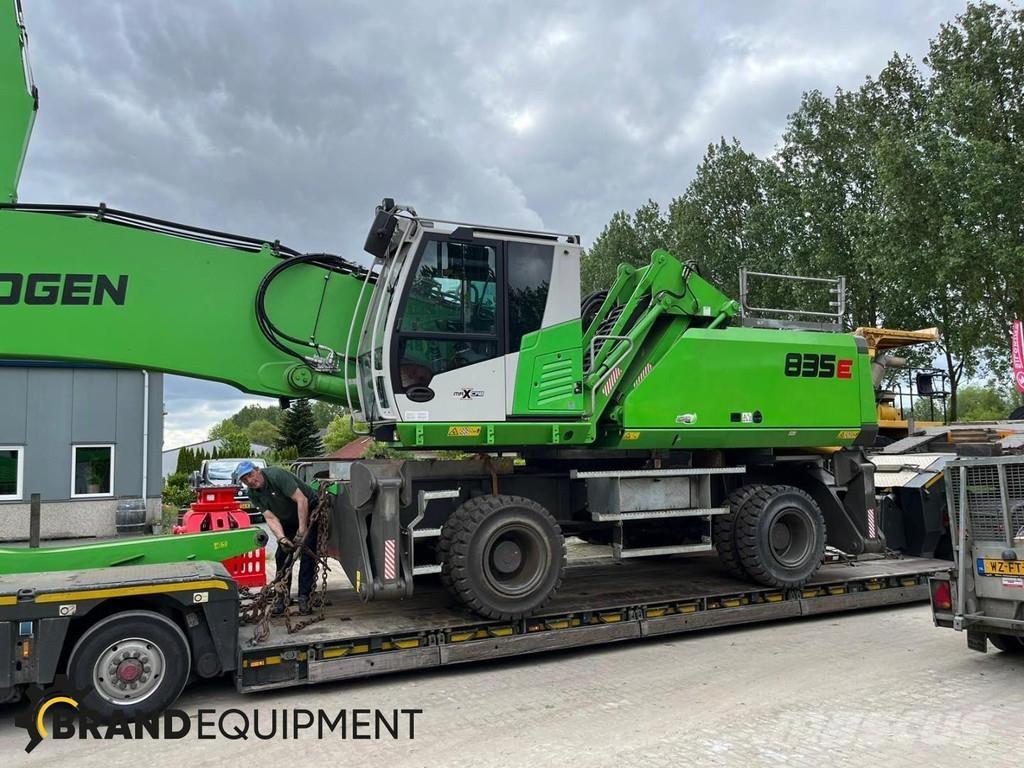 Sennebogen 835M E مناولات المخلفات / مناولات صناعية