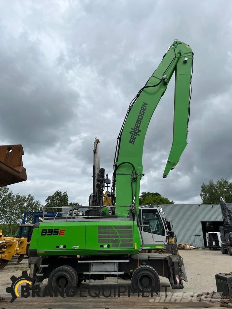 Sennebogen 835M E مناولات المخلفات / مناولات صناعية
