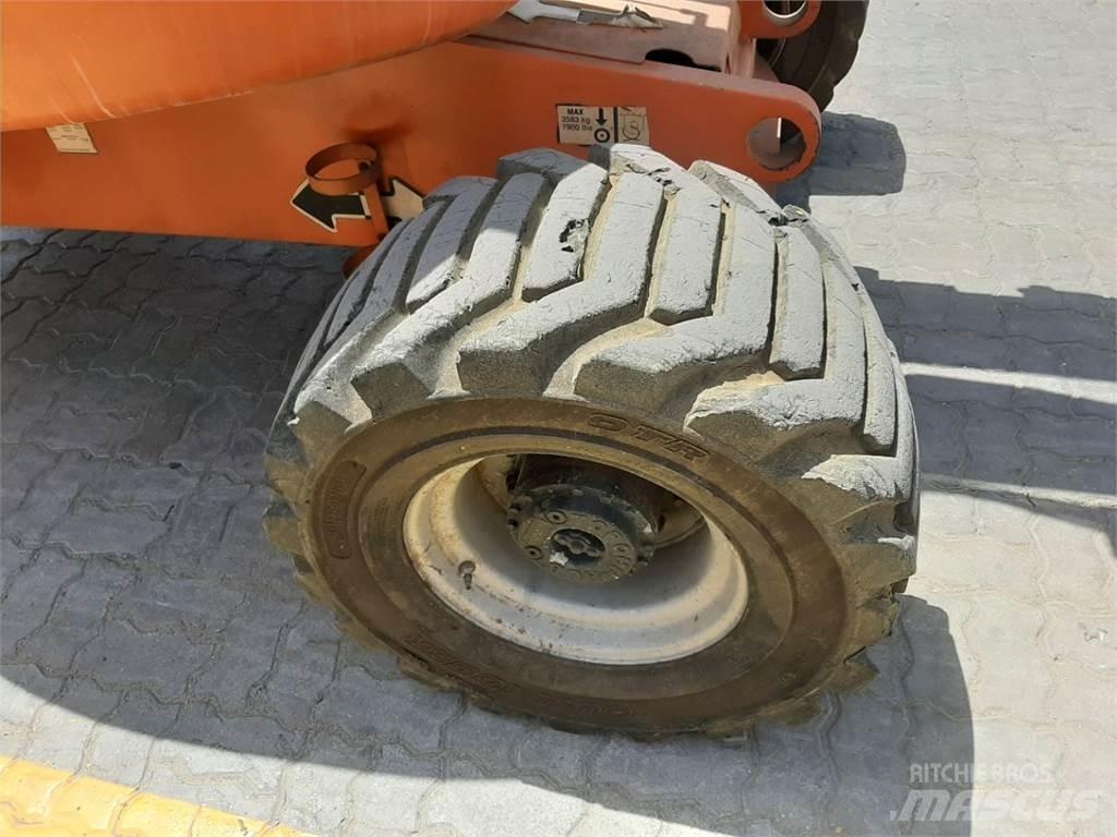 JLG 450AJ رافعات سلة مفصلية