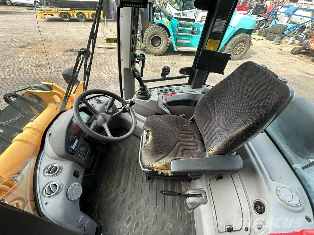 Volvo L45G لوادر بعجل