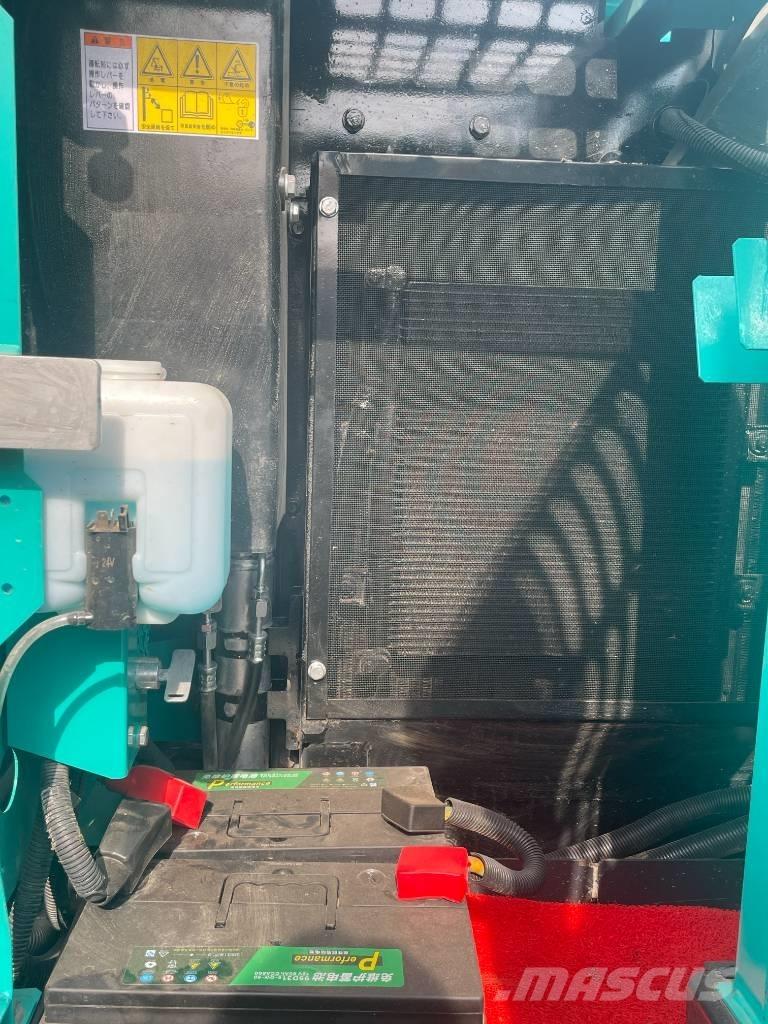 Kobelco SK 75 حفارات زحافة