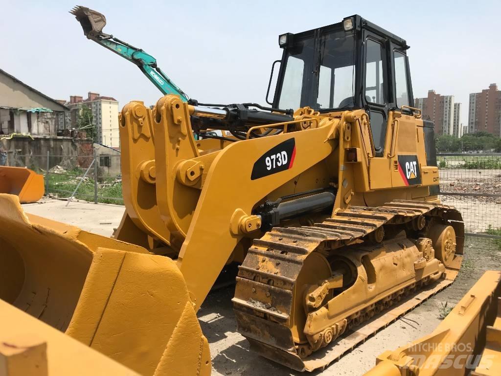 CAT 973D لوادر زحافة