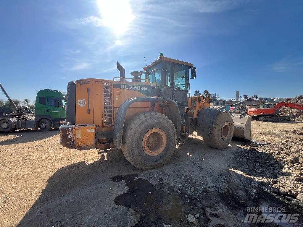 Hyundai HL 770-9 A لوادر بعجل