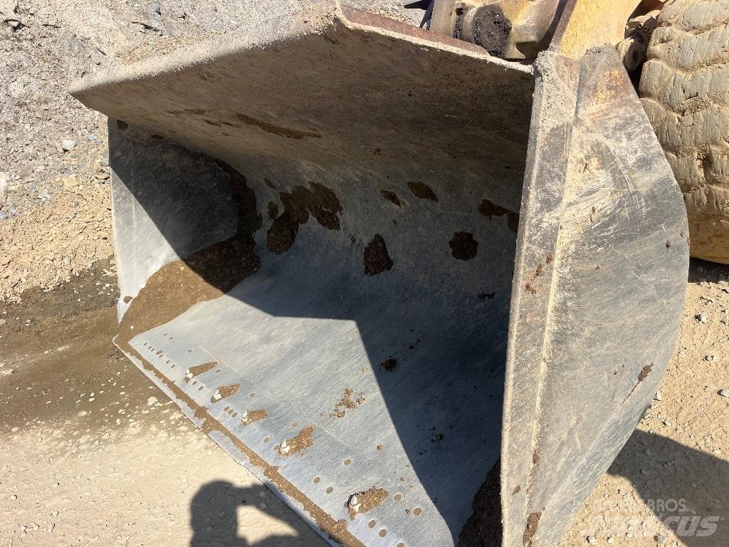 Hyundai HL 770-9 A لوادر بعجل