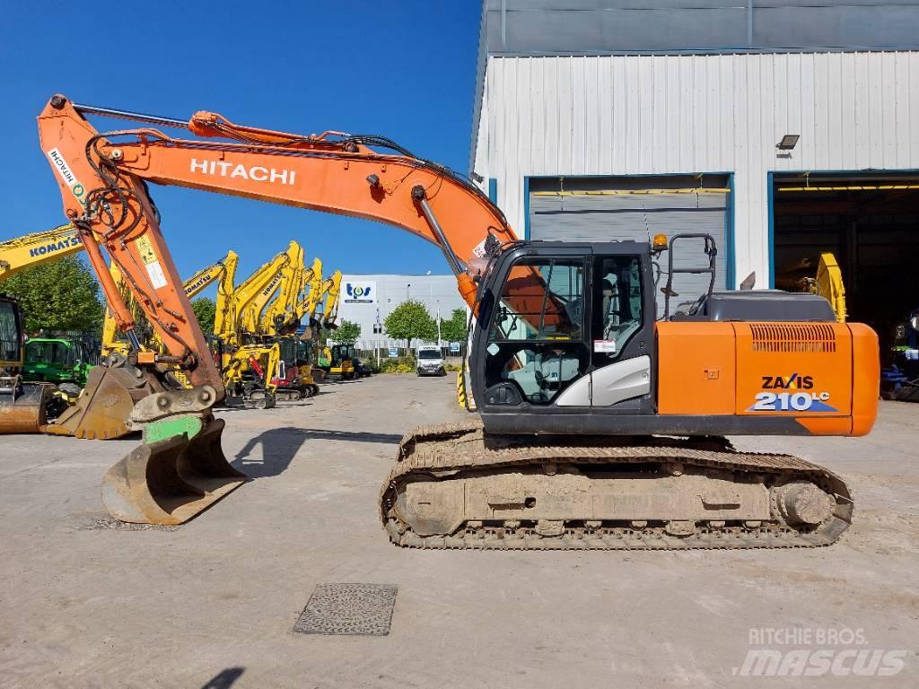 Hitachi ZX210LC-6 حفارات زحافة