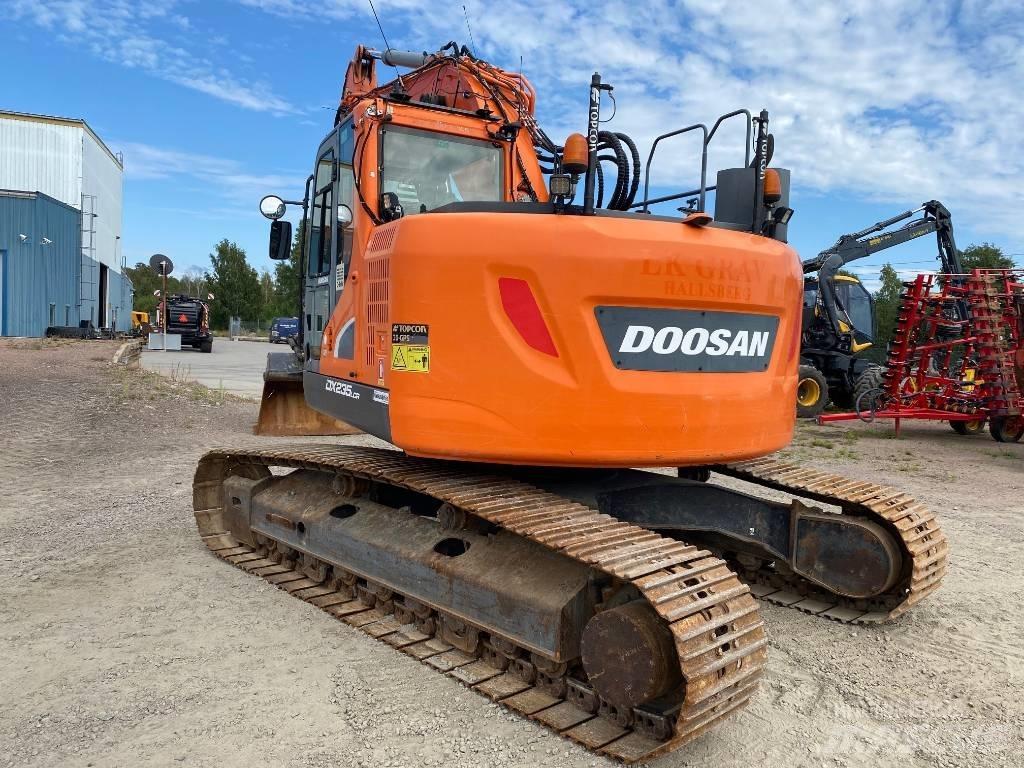 Doosan DX 235 LCR حفارات زحافة