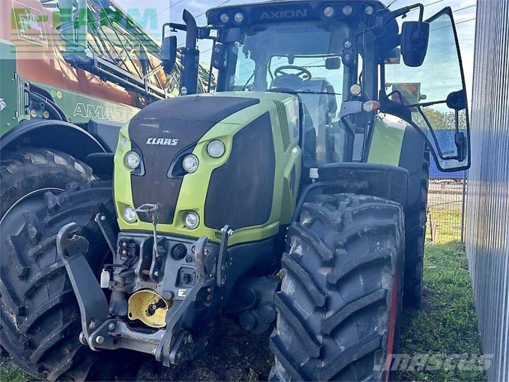 CLAAS axion 850 الجرارات