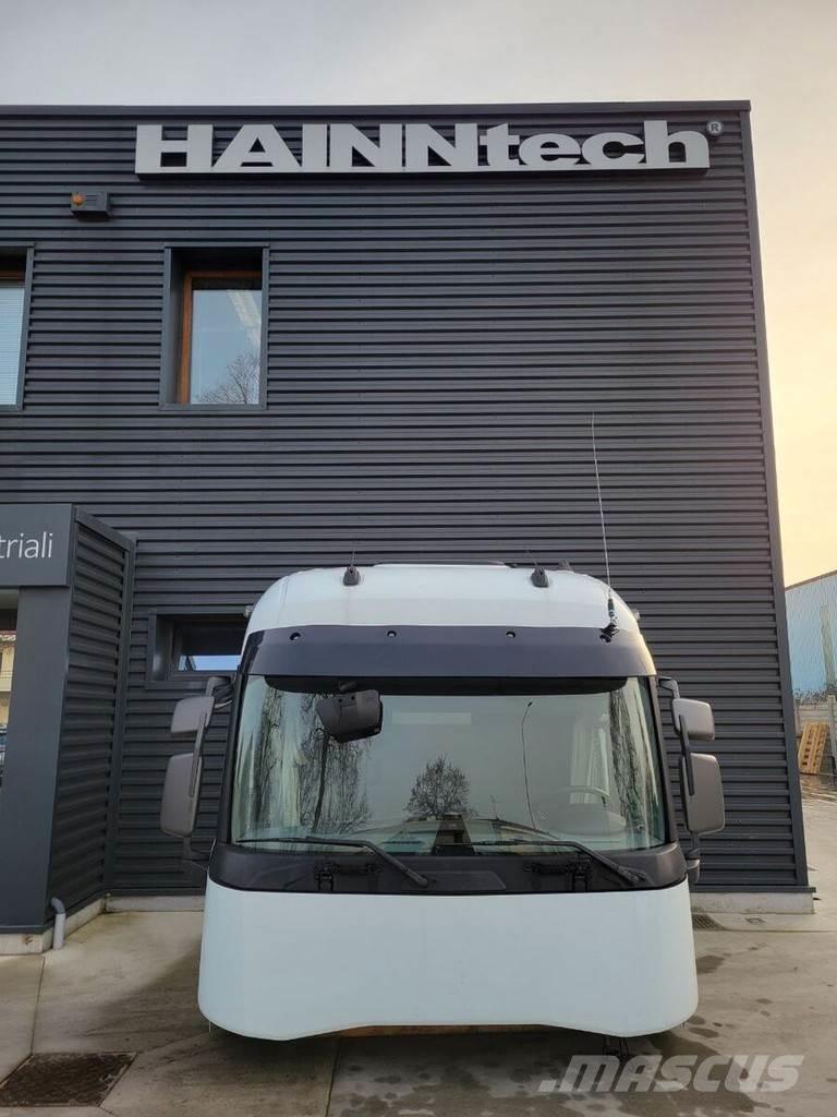 Renault Euro 6 كابينة والداخلية