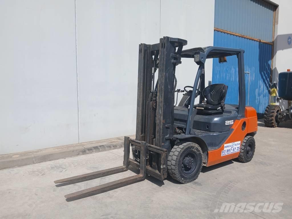 Toyota 02-8FDF25 شاحنات الديزل
