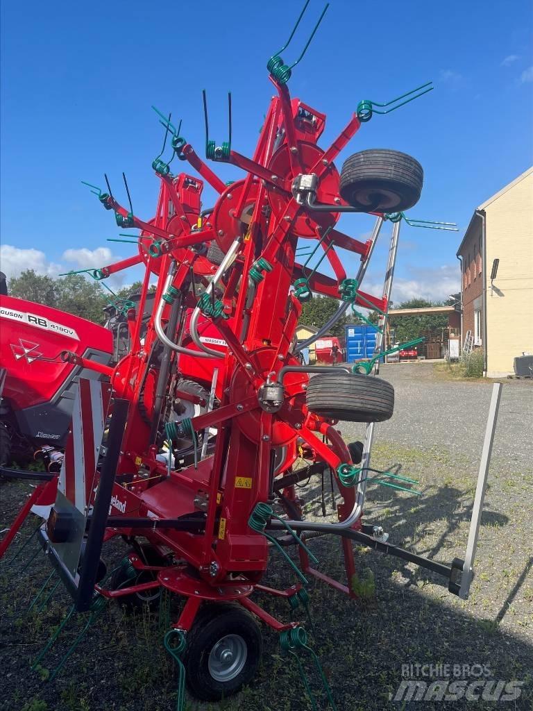 Kverneland 8590 مكابس وميبسات التبن
