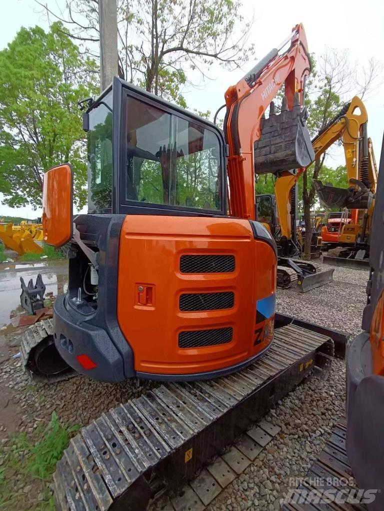 Hitachi ZX 55 UR حفارات صغيرة أقل من 7 طن (حفارات صغيرة)