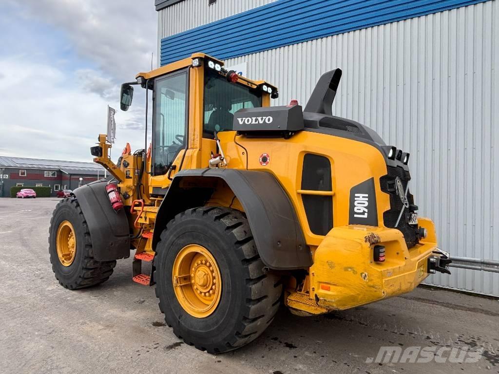 Volvo L 90 H لوادر بعجل