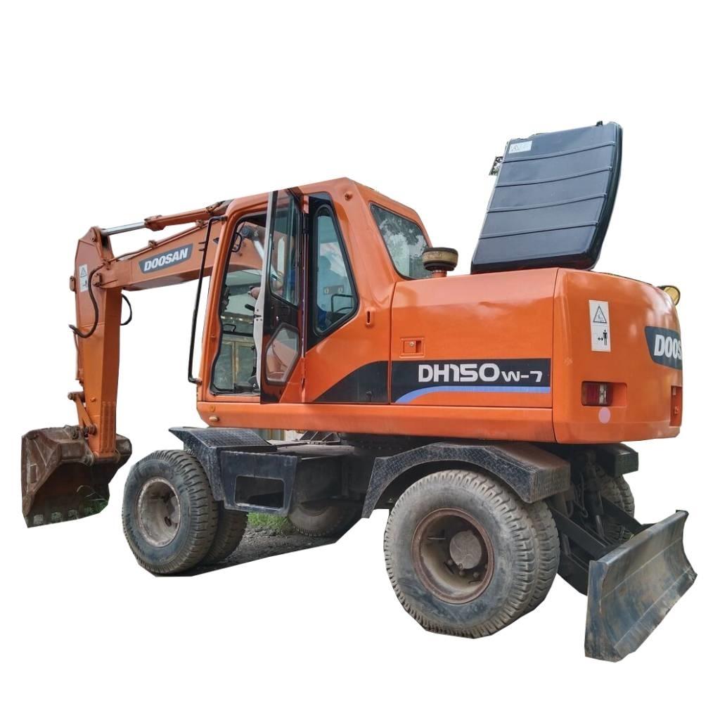 Doosan DH 150 W-7 حفارات بعجل