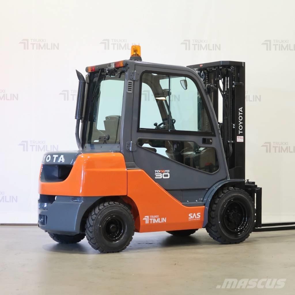 Toyota 02-8FDF30 شاحنات الديزل
