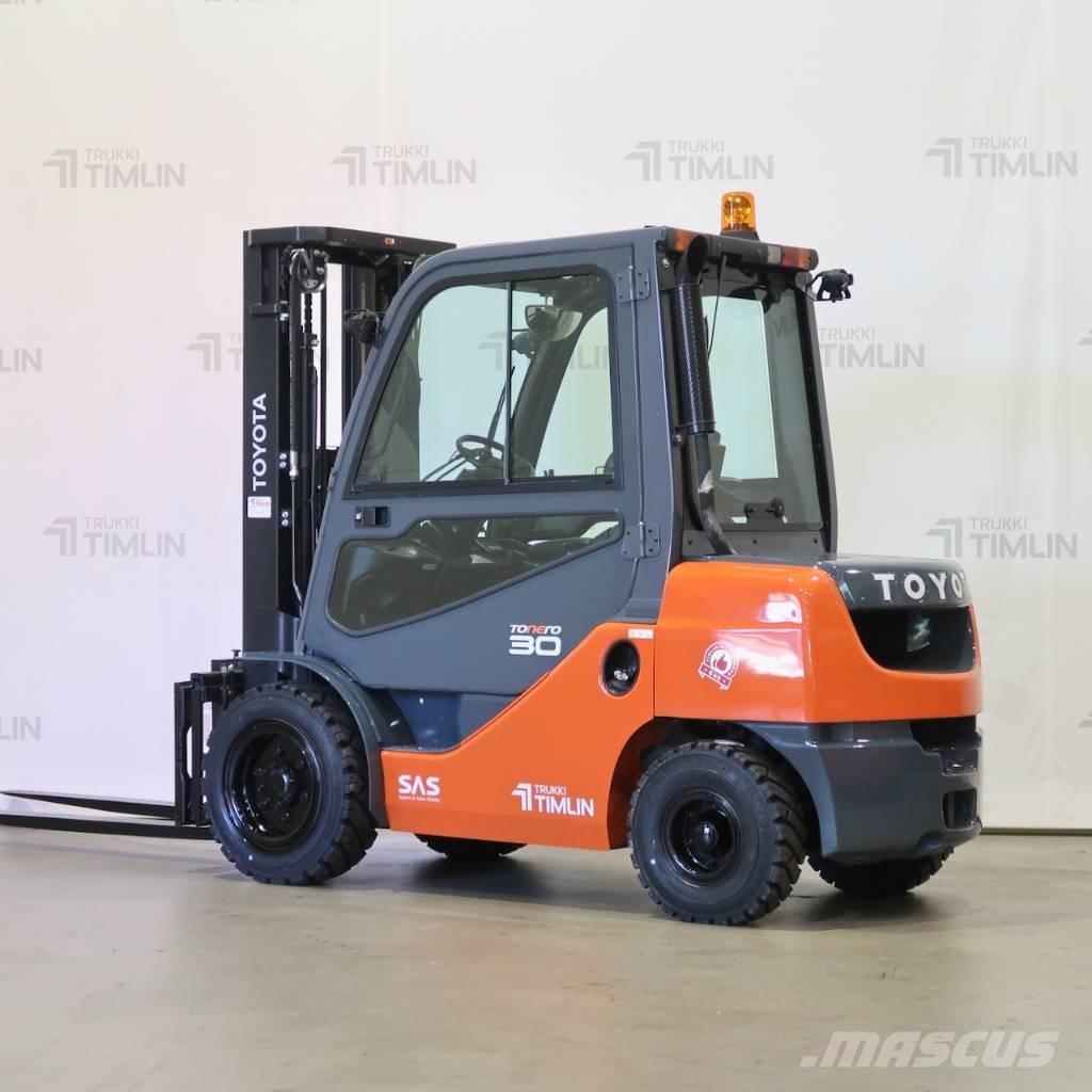 Toyota 02-8FDF30 شاحنات الديزل