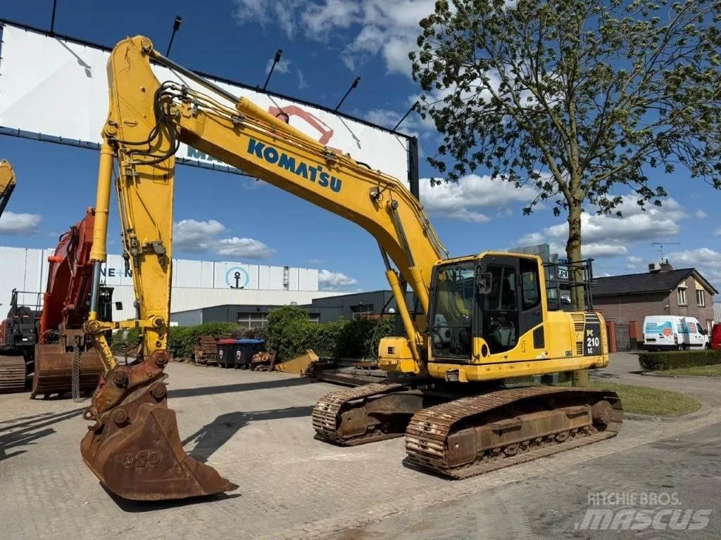 Komatsu PC210LC-8 حفارات زحافة