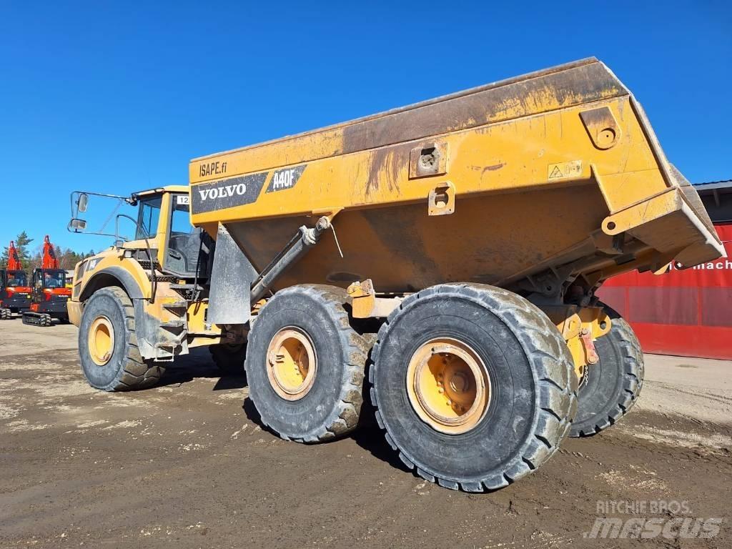 Volvo A40F DUMPPERI ساحبات مفصلية
